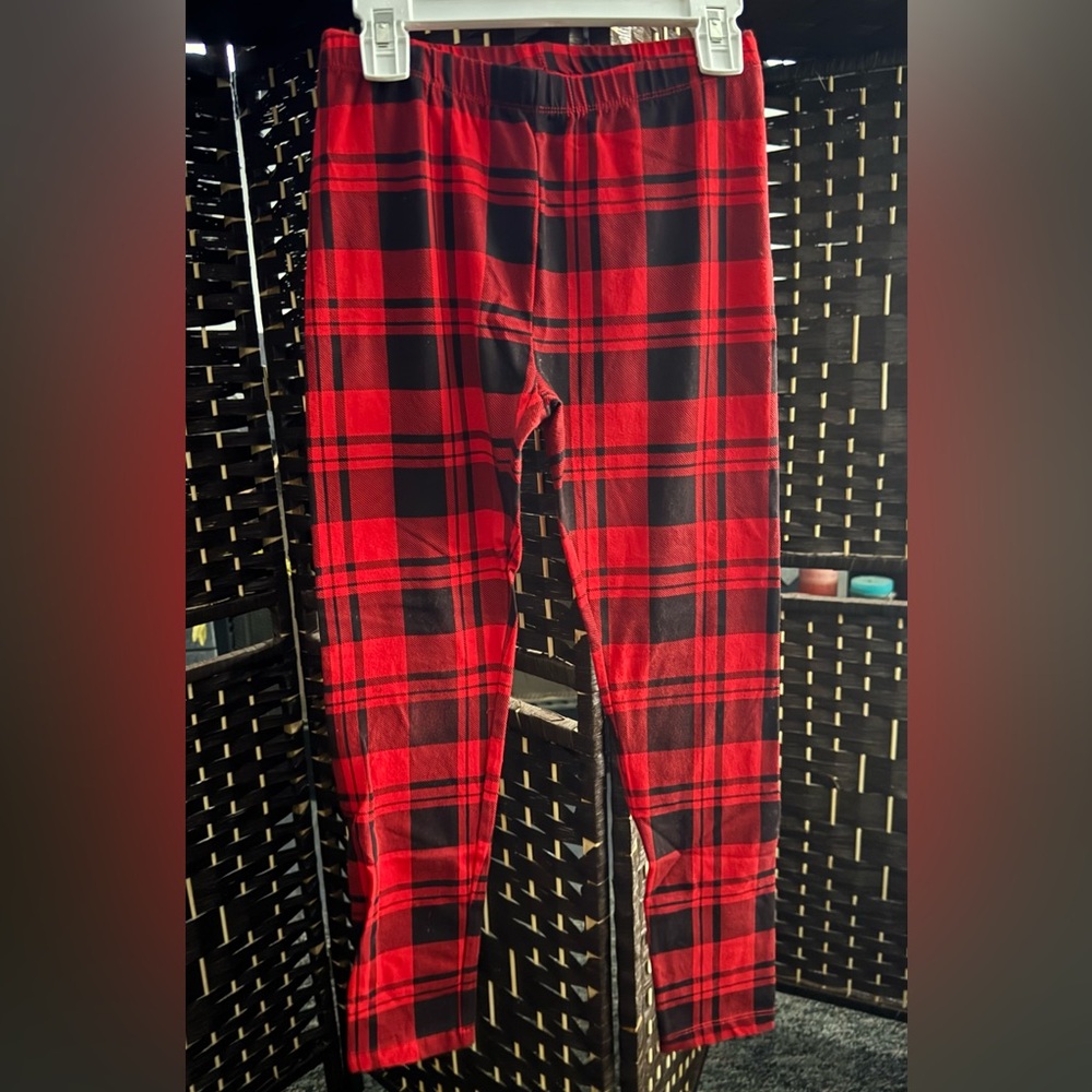 Cat & Jack Red and Black Plaid Leggings Size L 10/12
